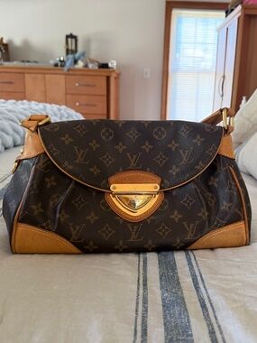Vintage Louie Vuitton Handbag
